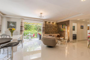 Very Nice Apartment With Terrace, Garage - Happy Rentals